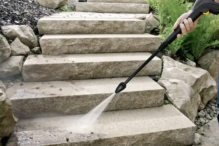 Stair Cleaning (Wood, Stone, Tile) in Toronto & GTA – Residential and Commercial